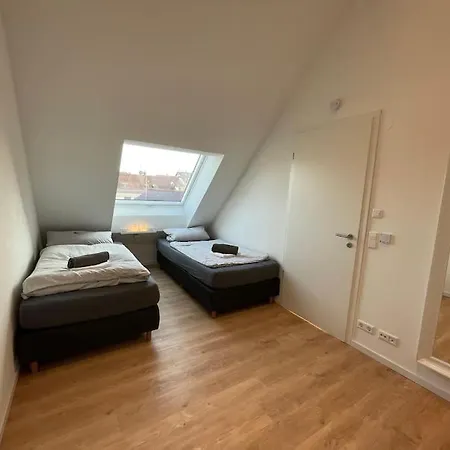 Lägenhet Gaestehaus Stoll - 3 Schlafzimmer, Nahe Flughafen & Messe Filderstadt