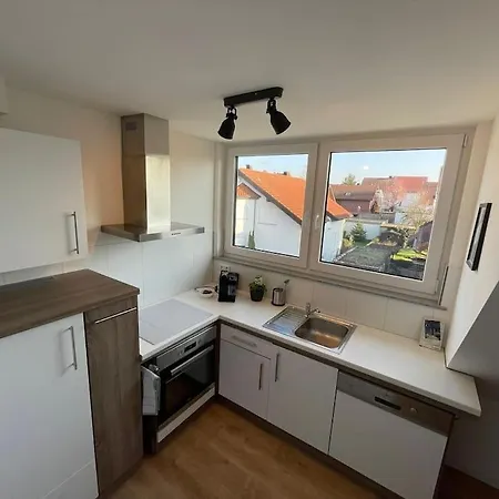 Gaestehaus Stoll - 3 Schlafzimmer, Nahe Flughafen & Messe * Фильдерштадт